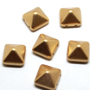 Чешские бусины Pyramids (Пирамидки) Чешские бусины Pyramid Матовое золото