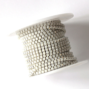 Стразовая цепь Цепь стразовая стекло/металл белый опал/белый